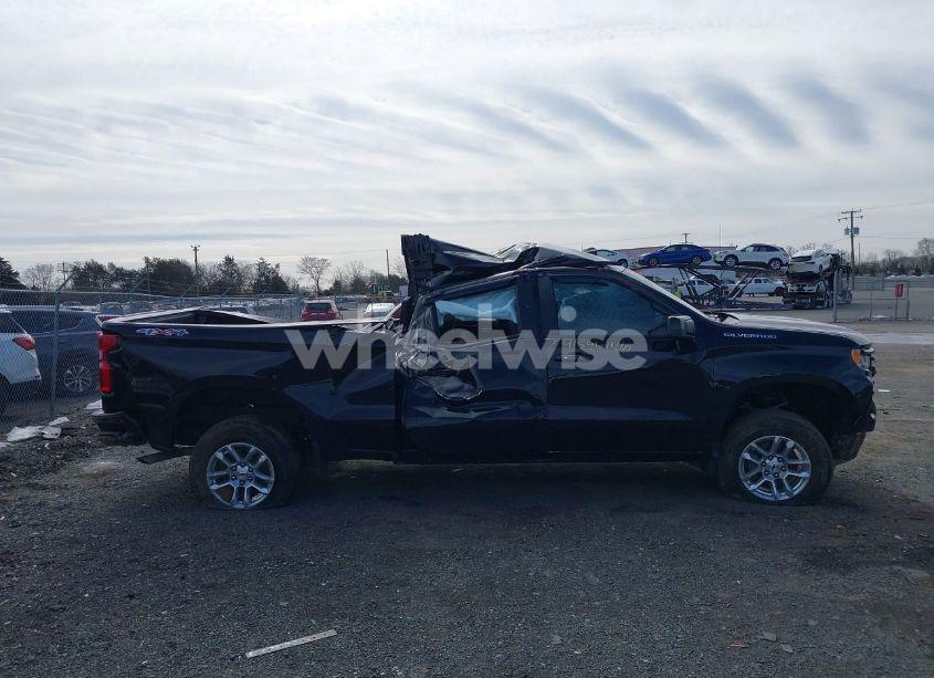 Photo 13 of 2024 Chevrolet Silverado 1500 4WD STANDARD BED RST (VIN 3GCUDEED0RG203753)