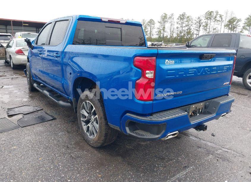 Photo 3 of 2023 Chevrolet Silverado 1500 4WD SHORT BED RST (VIN 3GCUDEED2PG265510)