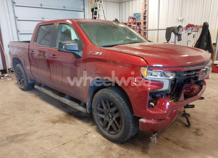 2024 Chevrolet Silverado 1500 4WD SHORT BED RST (VIN 3GCUDEED2RG152000) main photo