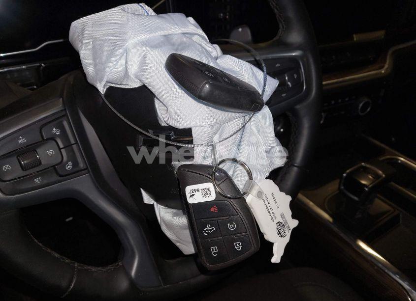 Photo 11 of 2024 Chevrolet Silverado 1500 4WD SHORT BED RST (VIN 3GCUDEED2RG152000)