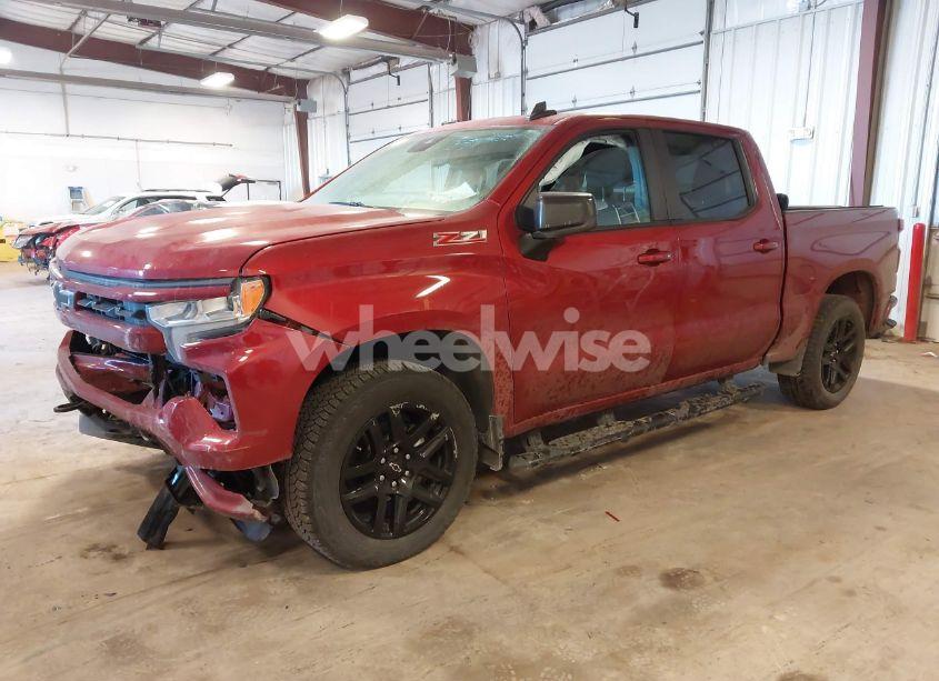 Photo 2 of 2024 Chevrolet Silverado 1500 4WD SHORT BED RST (VIN 3GCUDEED2RG152000)