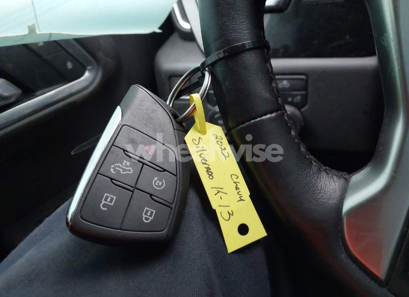 Photo 11 of 2022 Chevrolet Silverado 1500 4WD SHORT BED RST (VIN 3GCUDEED4NG509669)