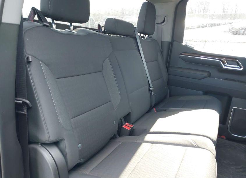 Photo 8 of 2023 Chevrolet Silverado 1500 4WD SHORT BED RST (VIN 3GCUDEED5PG264030)