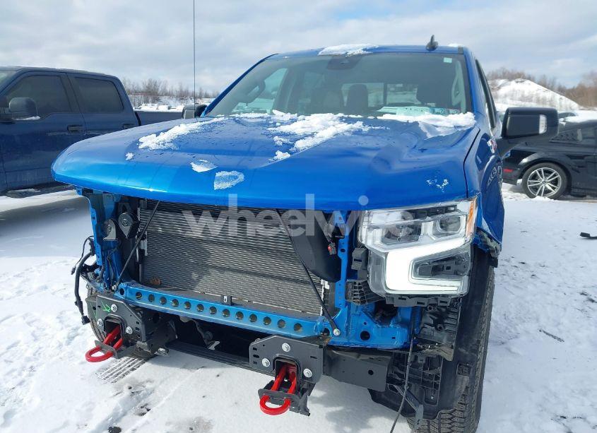 Photo 6 of 2023 Chevrolet Silverado 1500 4WD SHORT BED RST (VIN 3GCUDEED8PG307775)