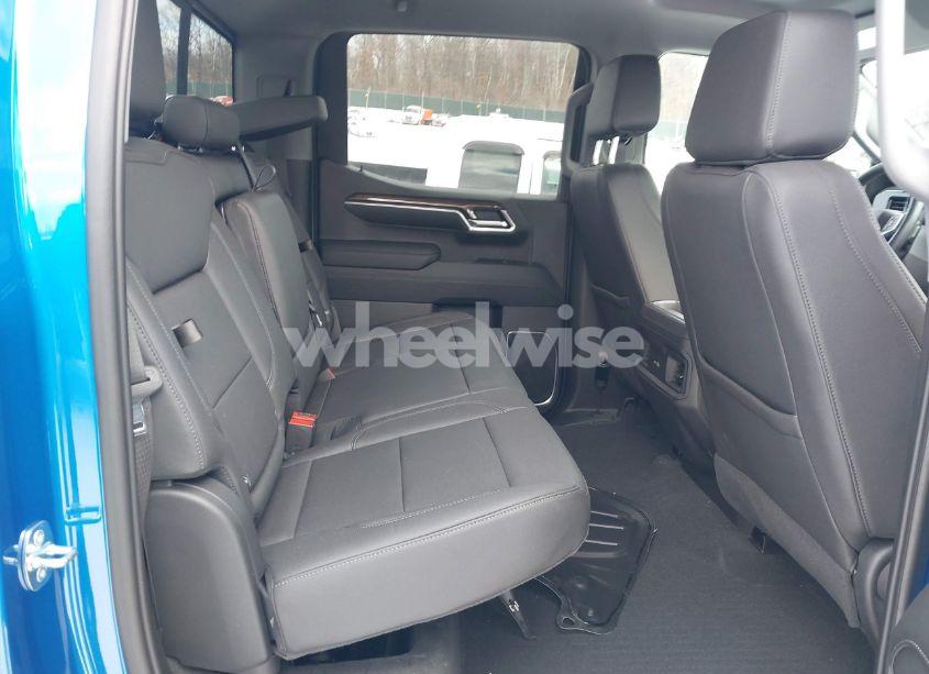 Photo 8 of 2023 Chevrolet Silverado 1500 4WD SHORT BED RST (VIN 3GCUDEED8PG307775)