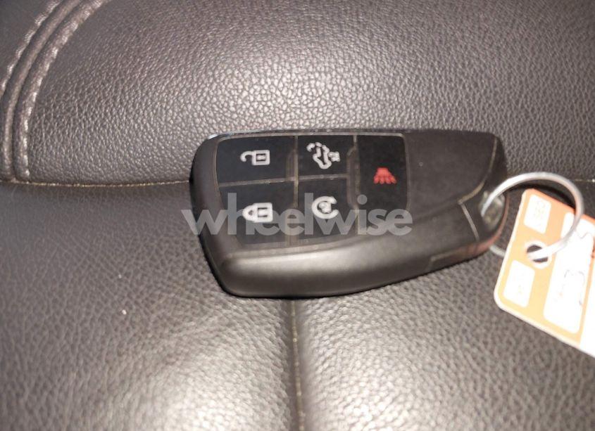 Photo 11 of 2022 Chevrolet Silverado 1500 4WD SHORT BED RST (VIN 3GCUDEEDXNG516514)