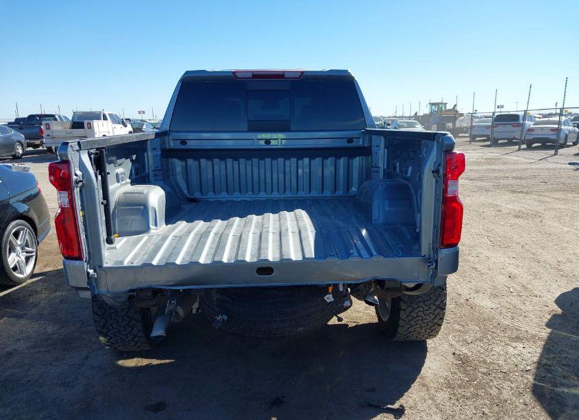 Photo 17 of 2023 Chevrolet Silverado 1500 4WD SHORT BED RST (VIN 3GCUDEEL2PG358468)