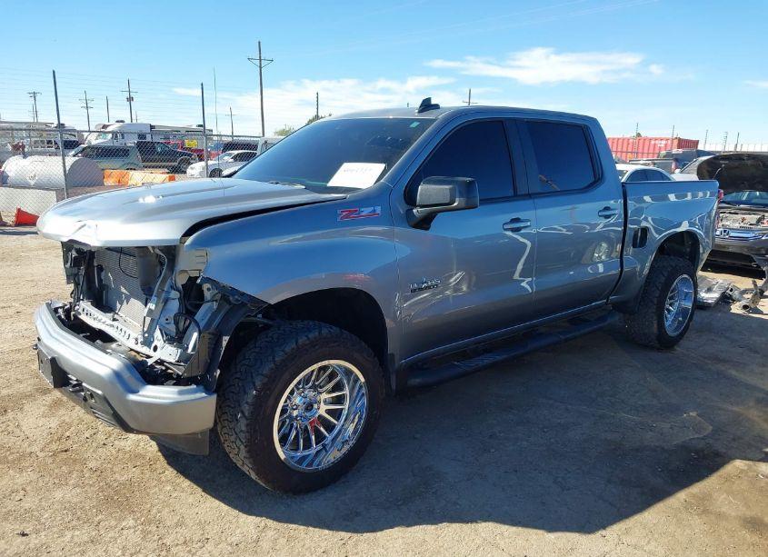 Photo 2 of 2023 Chevrolet Silverado 1500 4WD SHORT BED RST (VIN 3GCUDEEL2PG358468)