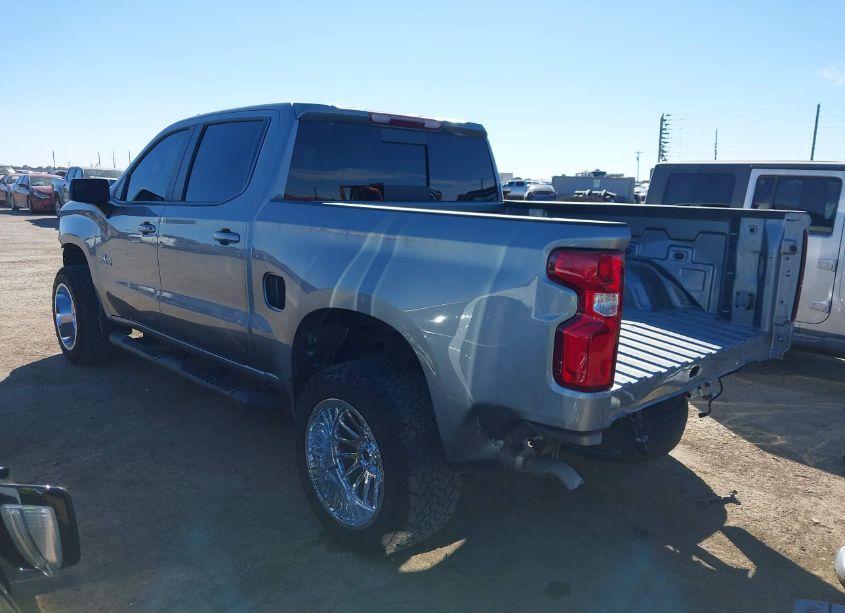 Photo 3 of 2023 Chevrolet Silverado 1500 4WD SHORT BED RST (VIN 3GCUDEEL2PG358468)