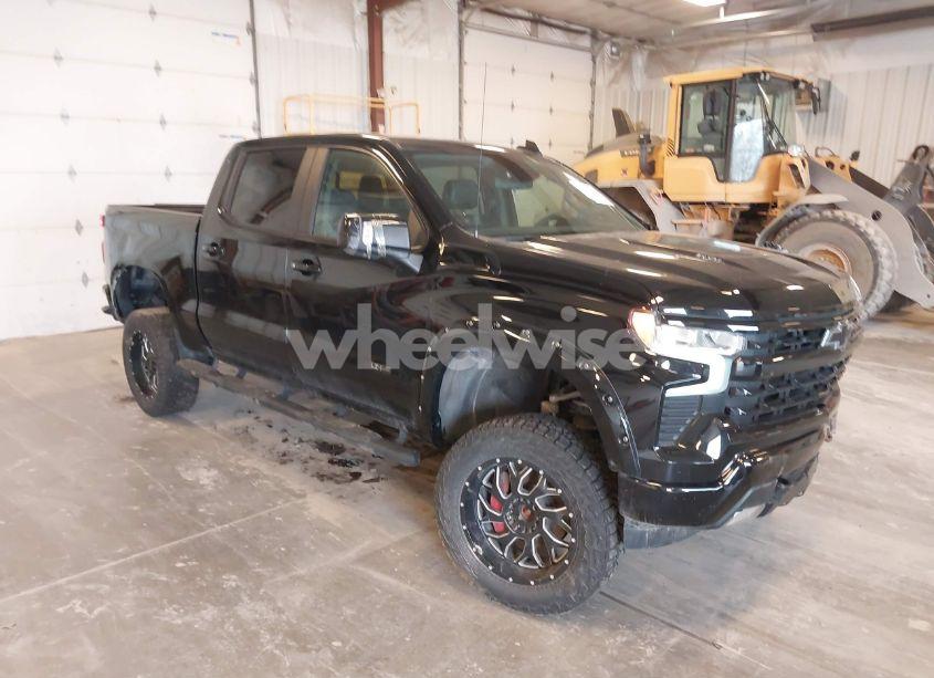 2023 Chevrolet Silverado 1500 4WD SHORT BED RST (VIN 3GCUDEELXPG284443) main photo