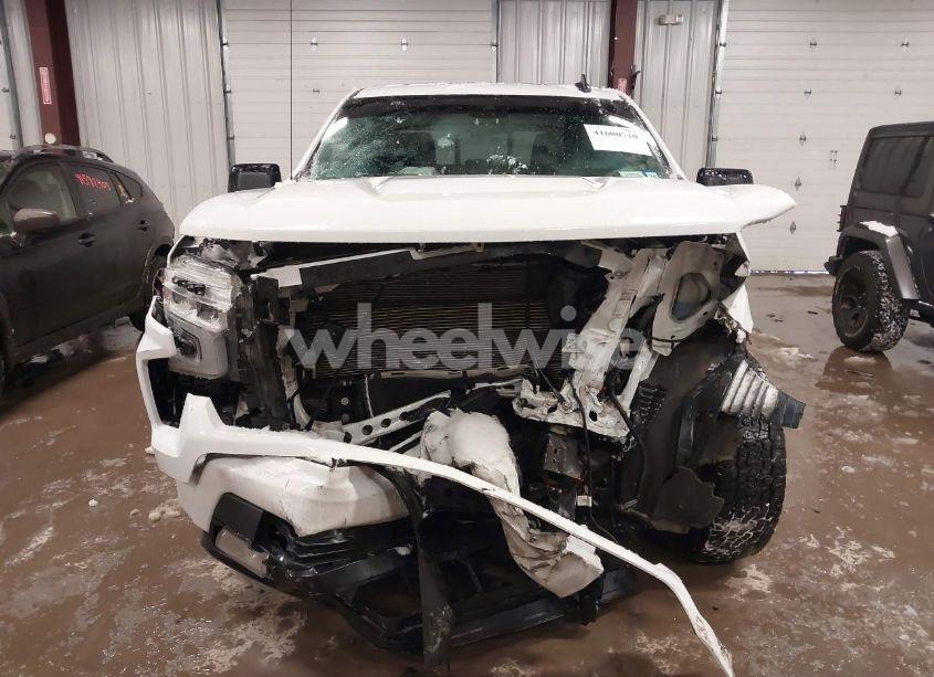 Photo 12 of 2022 Chevrolet Silverado 1500 4WD STANDARD BED RST (VIN 3GCUDEET3NG523599)