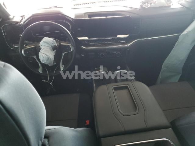 Photo 4 of 2022 CHEVROLET SILVERADO K1500 RST (VIN 3GCUDEET4NG595329)