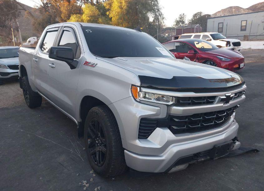 2022 Chevrolet Silverado 1500 4WD SHORT BED RST (VIN 3GCUDEET5NG587398) main photo
