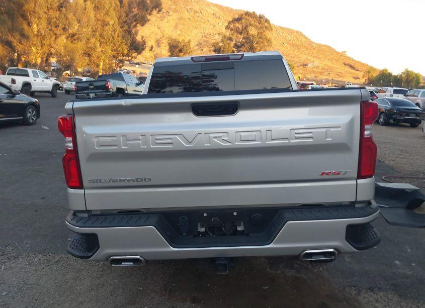Photo 16 of 2022 Chevrolet Silverado 1500 4WD SHORT BED RST (VIN 3GCUDEET5NG587398)
