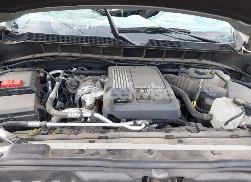 Photo 10 of 2022 Chevrolet Silverado 1500 4WD SHORT BED RST (VIN 3GCUDEET6NG581903)