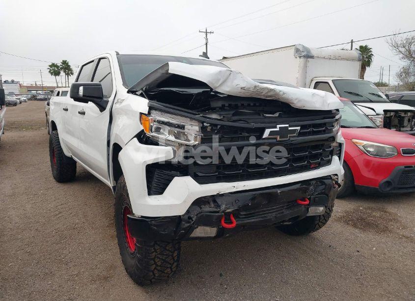 2024 Chevrolet Silverado 1500 4WD SHORT BED LT TRAIL BOSS (VIN 3GCUDFE81RG231196) main photo