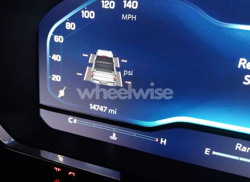 Photo 15 of 2024 Chevrolet Silverado 1500 4WD SHORT BED LT TRAIL BOSS (VIN 3GCUDFE81RG231196)