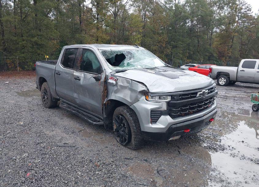 2024 Chevrolet Silverado 1500 4WD SHORT BED LT TRAIL BOSS (VIN 3GCUDFE82RG315799) main photo