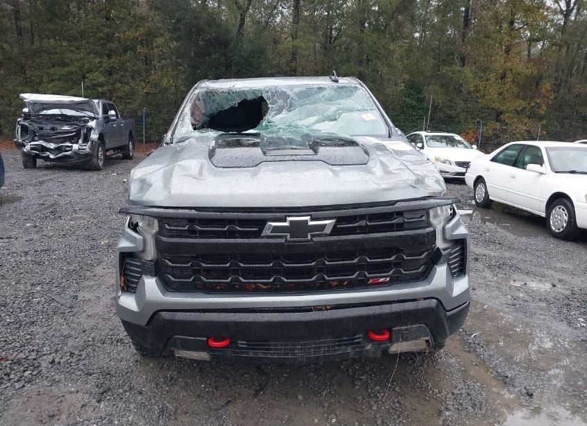 Photo 6 of 2024 Chevrolet Silverado 1500 4WD SHORT BED LT TRAIL BOSS (VIN 3GCUDFE82RG315799)