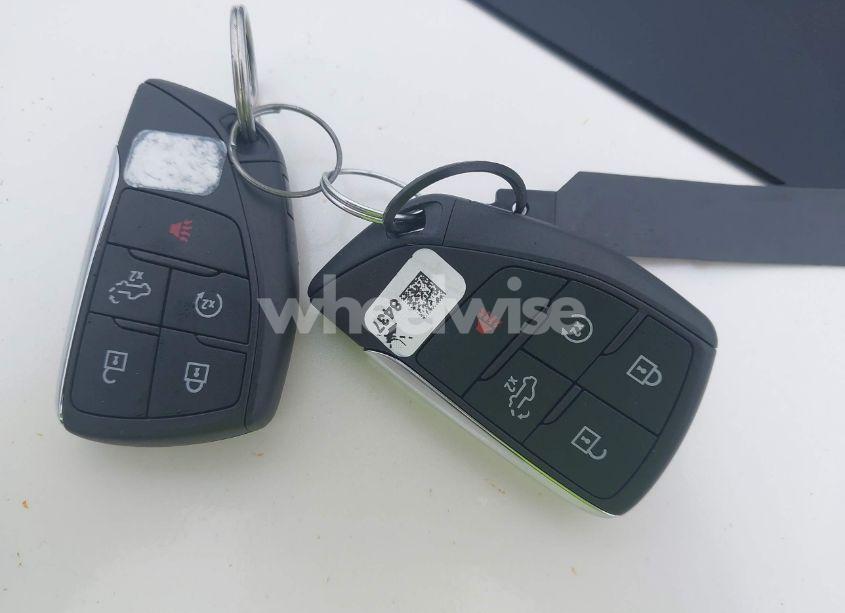 Photo 11 of 2024 Chevrolet Silverado 1500 4WD SHORT BED LT TRAIL BOSS (VIN 3GCUDFE82RG327029)