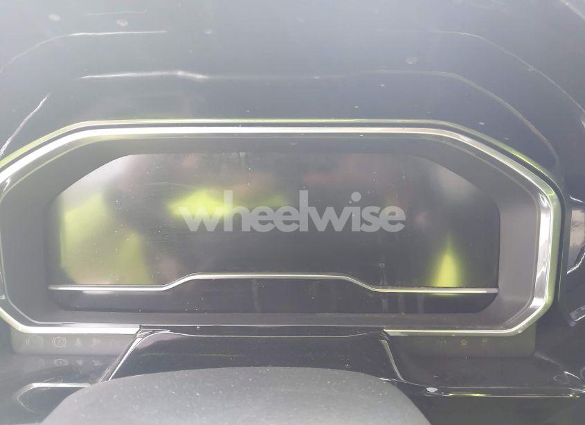 Photo 7 of 2024 Chevrolet Silverado 1500 4WD SHORT BED LT TRAIL BOSS (VIN 3GCUDFE82RG327029)