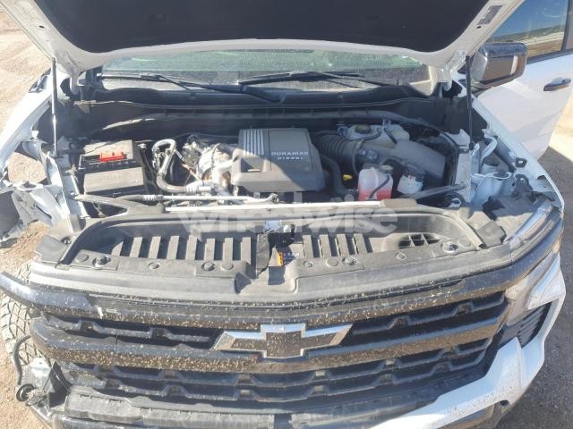 Photo 4 of 2024 CHEVROLET SILVERADO K1500 LT TRAIL BOSS (VIN 3GCUDFE83RG400294)