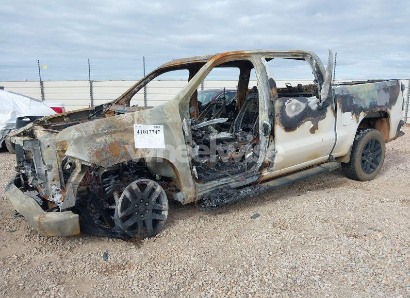 Photo 2 of 2023 Chevrolet Silverado 1500 4WD SHORT BED LT TRAIL BOSS (VIN 3GCUDFE85PG210977)