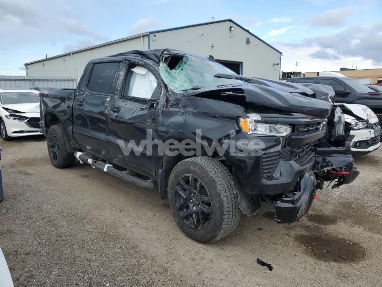 Photo 4 of 2024 CHEVROLET SILVERADO K1500 LT TRAIL BOSS (VIN 3GCUDFE85RG196534)