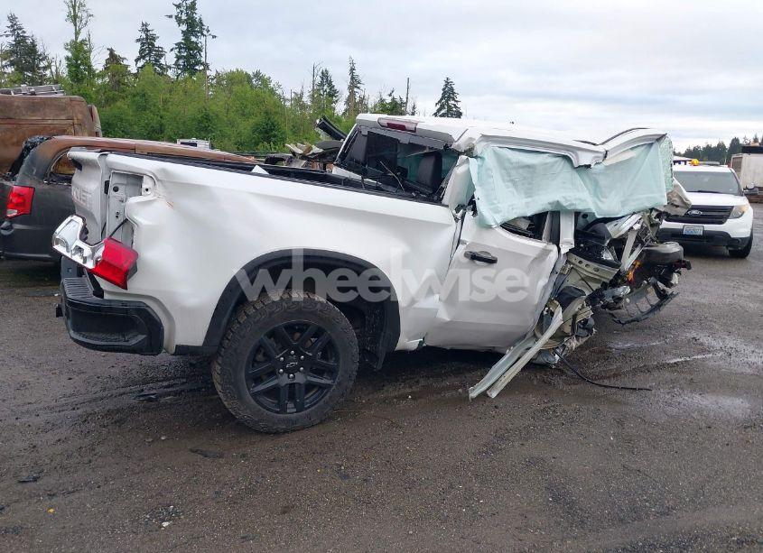 Photo 4 of 2022 Chevrolet Silverado 1500 4WD SHORT BED LT TRAIL BOSS (VIN 3GCUDFED0NG647859)