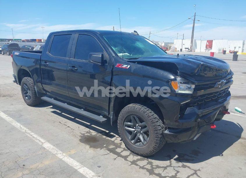 2022 Chevrolet Silverado 1500 4WD SHORT BED LT TRAIL BOSS (VIN 3GCUDFED1NG678943) main photo