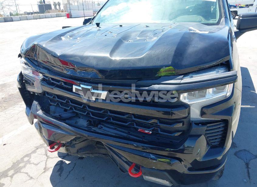 Photo 6 of 2022 Chevrolet Silverado 1500 4WD SHORT BED LT TRAIL BOSS (VIN 3GCUDFED1NG678943)