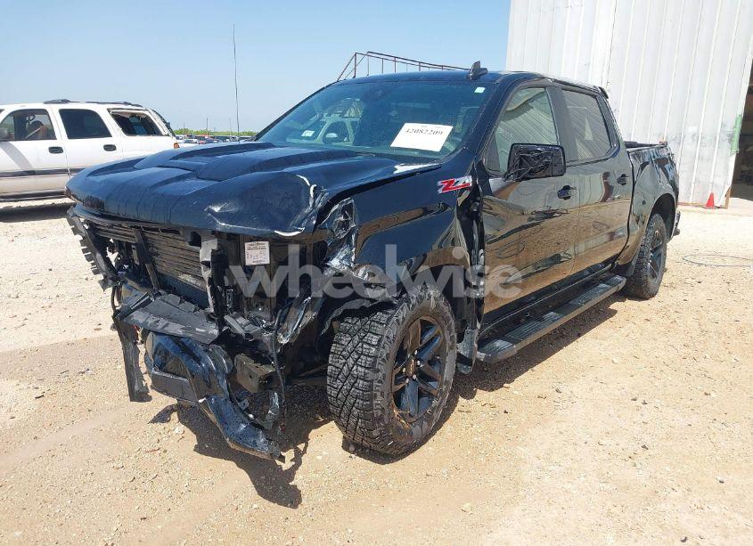 Photo 13 of 2024 Chevrolet Silverado 1500 4WD SHORT BED LT TRAIL BOSS (VIN 3GCUDFED1RG287720)