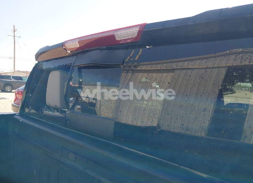 Photo 17 of 2024 Chevrolet Silverado 1500 4WD SHORT BED LT TRAIL BOSS (VIN 3GCUDFED1RG287720)