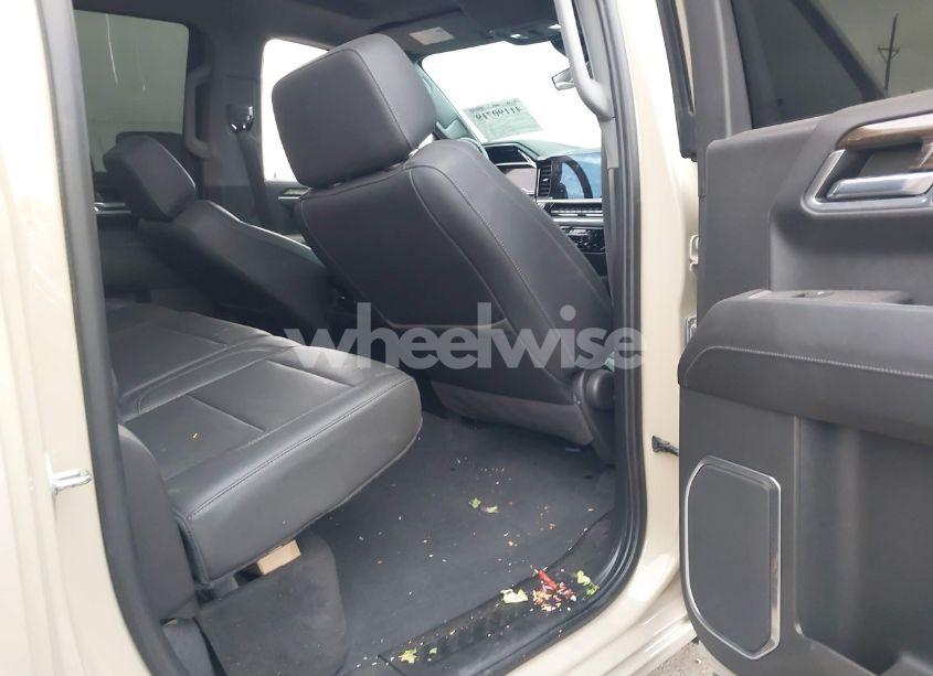 Photo 8 of 2022 Chevrolet Silverado 1500 4WD SHORT BED LT TRAIL BOSS (VIN 3GCUDFED4NG518510)