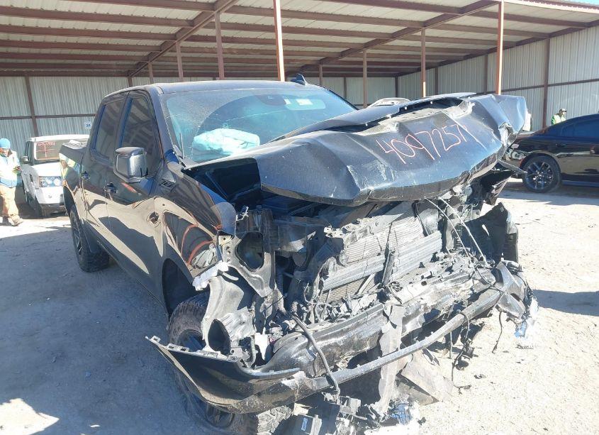 2022 Chevrolet Silverado 1500 4WD SHORT BED LT TRAIL BOSS (VIN 3GCUDFED5NG620365) main photo