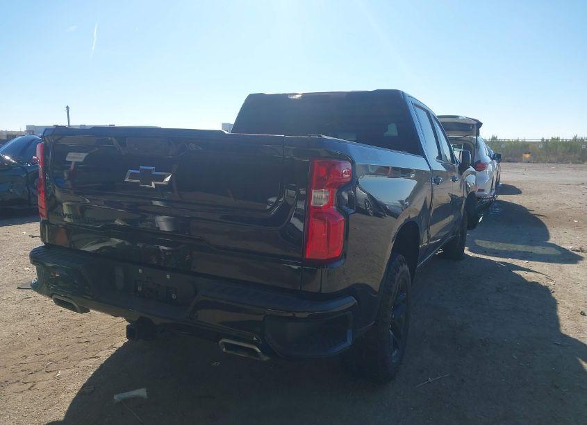 Photo 4 of 2022 Chevrolet Silverado 1500 4WD SHORT BED LT TRAIL BOSS (VIN 3GCUDFED5NG620365)