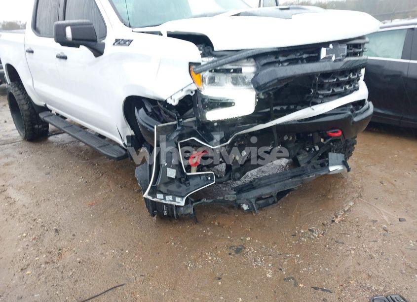 Photo 6 of 2022 Chevrolet Silverado 1500 4WD SHORT BED LT TRAIL BOSS (VIN 3GCUDFED5NG643399)