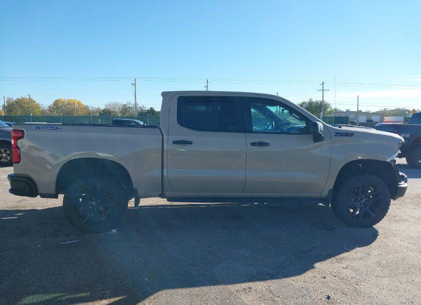 Photo 14 of 2023 Chevrolet Silverado 1500 4WD SHORT BED LT TRAIL BOSS (VIN 3GCUDFED6PG137633)