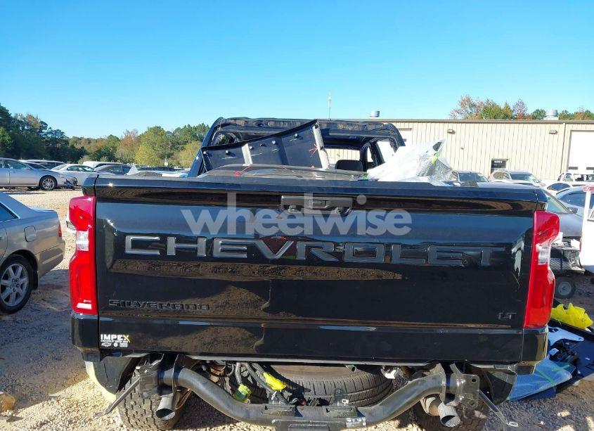 Photo 16 of 2024 Chevrolet Silverado 1500 4WD SHORT BED LT TRAIL BOSS (VIN 3GCUDFED6RG200734)