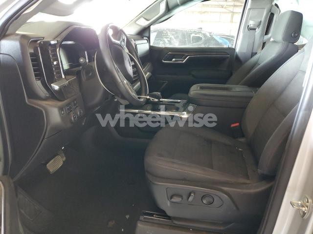 Photo 2 of 2022 CHEVROLET SILVERADO K1500 LT TRAIL BOSS (VIN 3GCUDFED9NG617694)