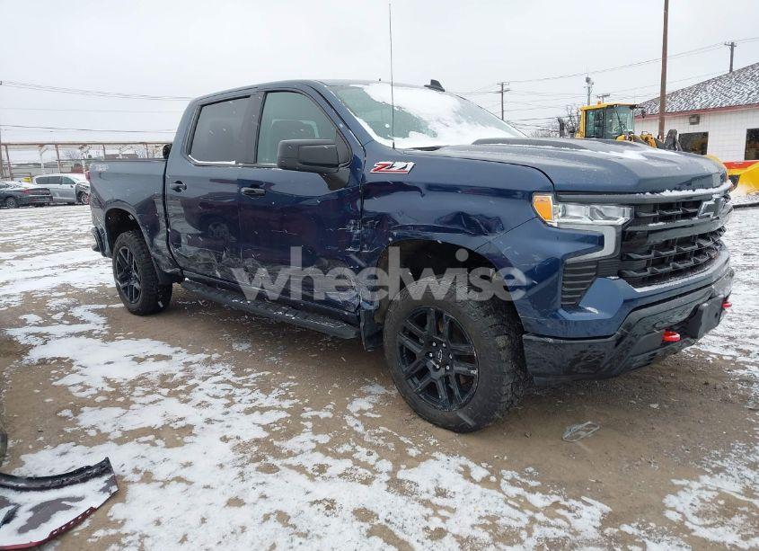 2022 Chevrolet Silverado 1500 4WD SHORT BED LT TRAIL BOSS (VIN 3GCUDFED9NG690371) main photo
