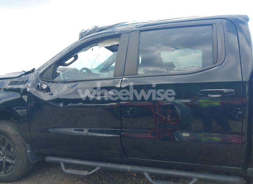 Photo 13 of 2022 Chevrolet Silverado 1500 4WD SHORT BED LT TRAIL BOSS (VIN 3GCUDFEDXNG527387)