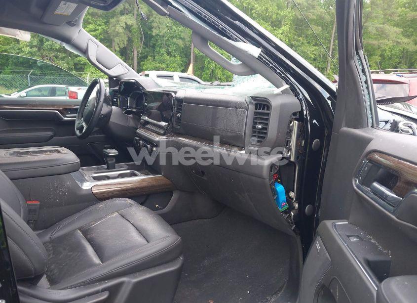 Photo 5 of 2022 Chevrolet Silverado 1500 4WD SHORT BED LT TRAIL BOSS (VIN 3GCUDFEDXNG527387)