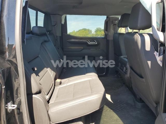 Photo 3 of 2024 CHEVROLET SILVERADO K1500 LT TRAIL BOSS (VIN 3GCUDFEL3RG393481)