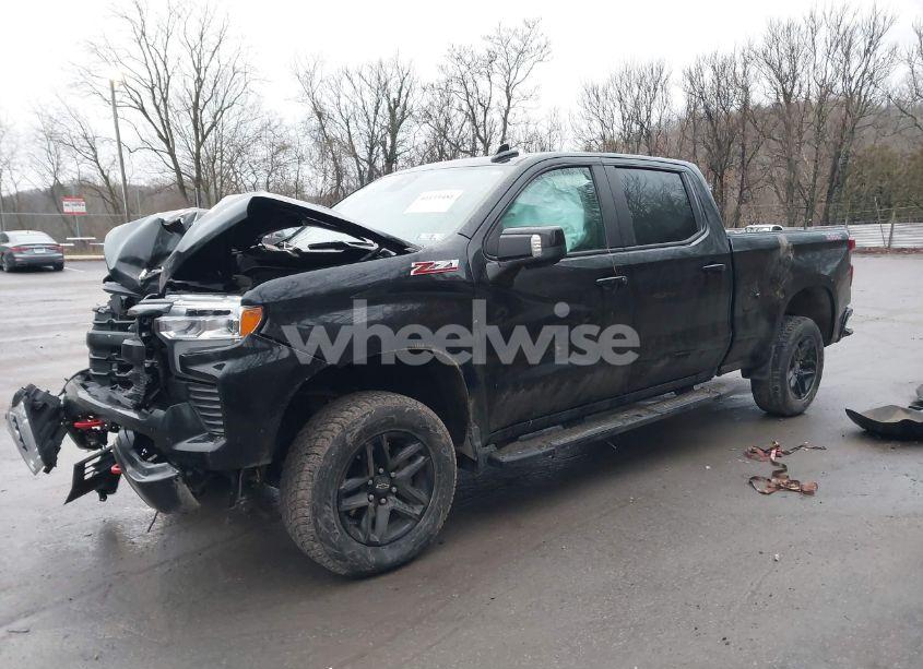 Photo 2 of 2024 Chevrolet Silverado 1500 4WD STANDARD BED LT TRAIL BOSS (VIN 3GCUDFEL5RG103743)