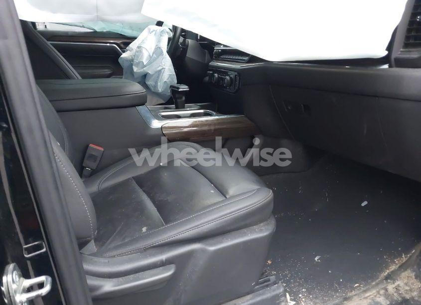 Photo 5 of 2024 Chevrolet Silverado 1500 4WD STANDARD BED LT TRAIL BOSS (VIN 3GCUDFEL5RG103743)