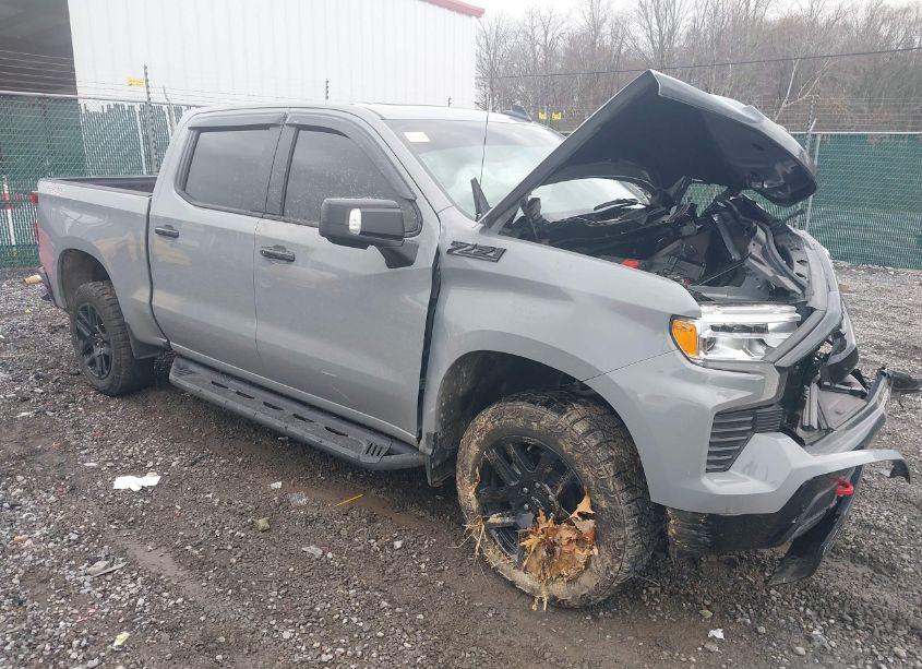 2024 Chevrolet Silverado 1500 4WD SHORT BED LT TRAIL BOSS (VIN 3GCUDFEL8RG220782) main photo