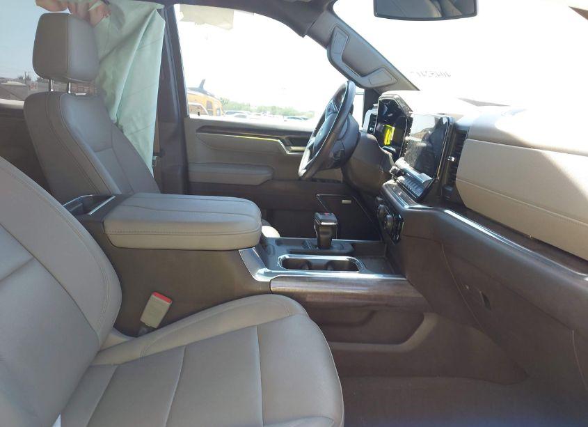 Photo 5 of 2023 Chevrolet Silverado 1500 4WD SHORT BED LTZ (VIN 3GCUDGE82PG267188)