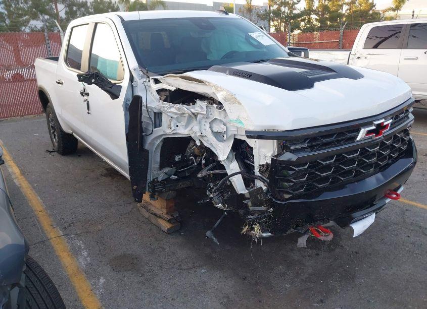 Photo 6 of 2024 Chevrolet Silverado 1500 (VIN 3GCUDHE89RG464562)