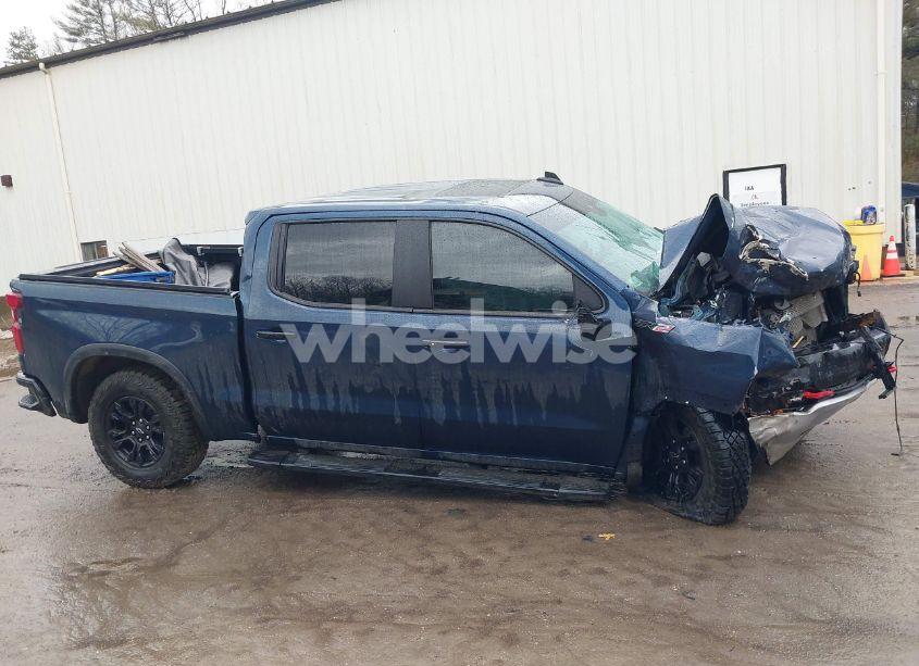 Photo 13 of 2023 Chevrolet Silverado 1500 4WD SHORT BED ZR2 (VIN 3GCUDHEL1PG256094)